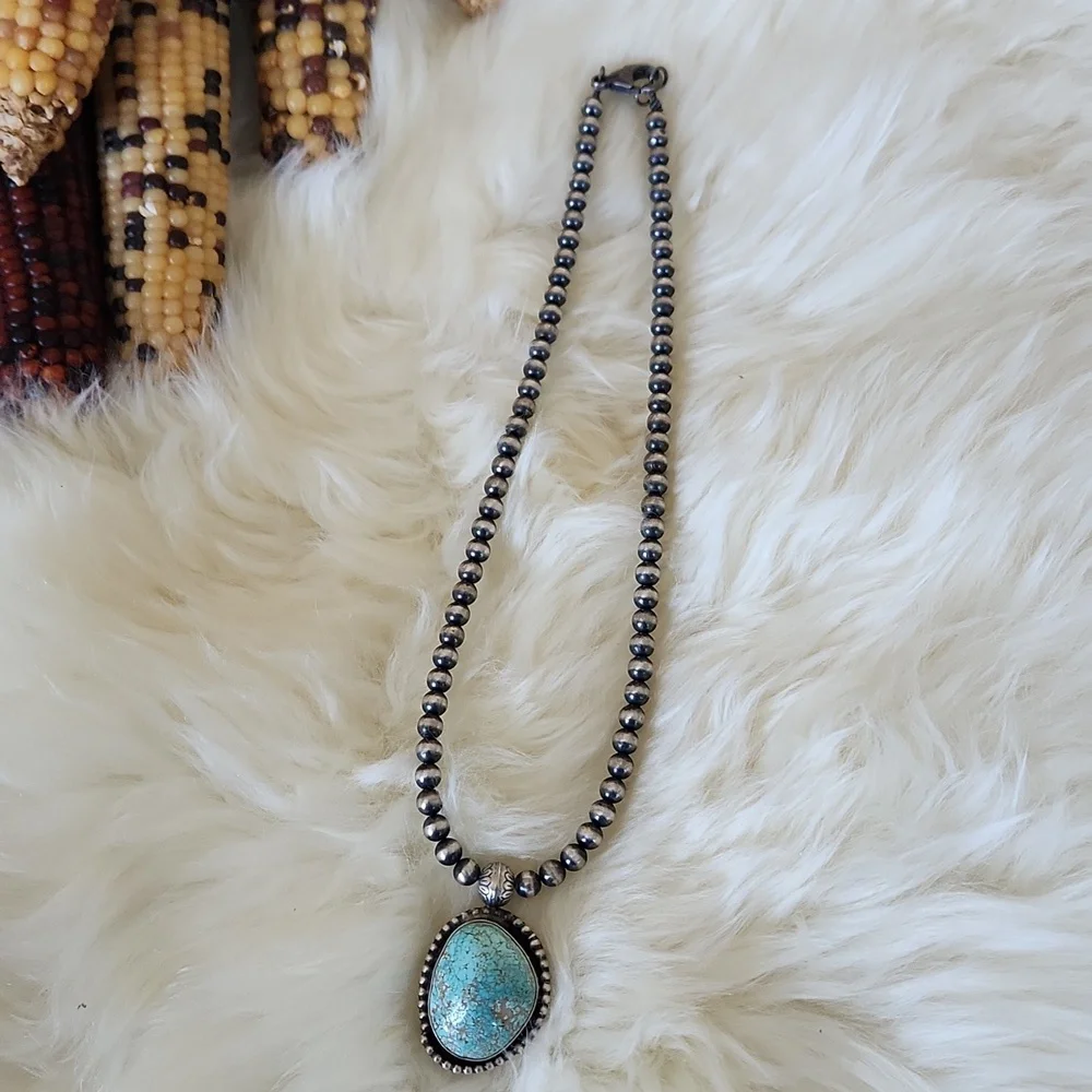 Besutuful NWT Native American Navajo Turquoise Pendant & Pearl Necklace 🩵🩶♥️🎁 - Picture 2 of 16